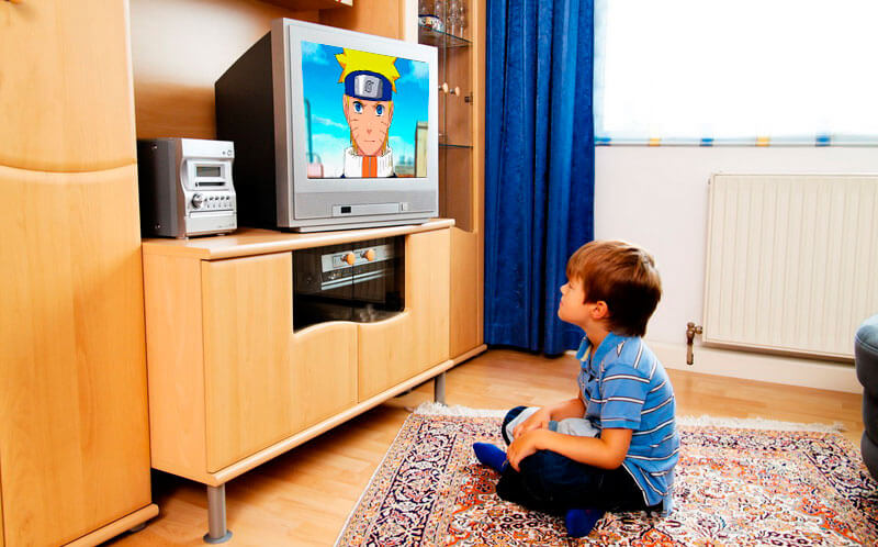 Medidas para prevenir que los muebles y los televisores se caigan sobre los  niños 